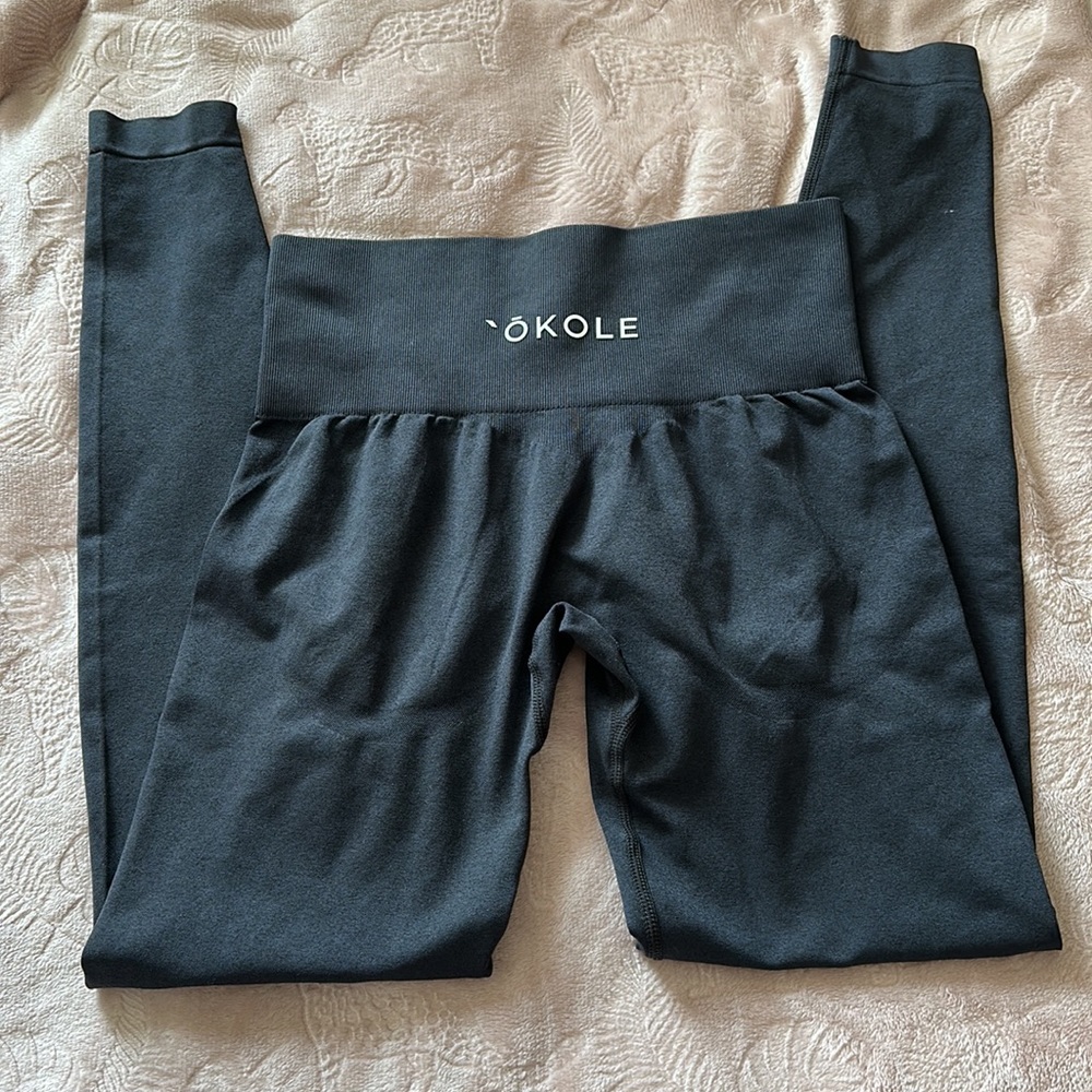 Okole gym shark 🦈 type leggings